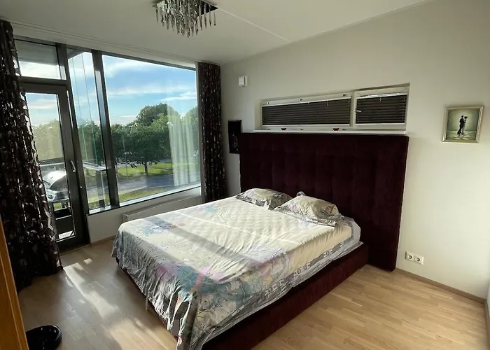 Апартаменты Stunning Sunsets Of Таллин